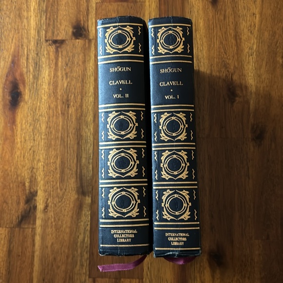 Shogun by James Clavell - Picture 1 of 2